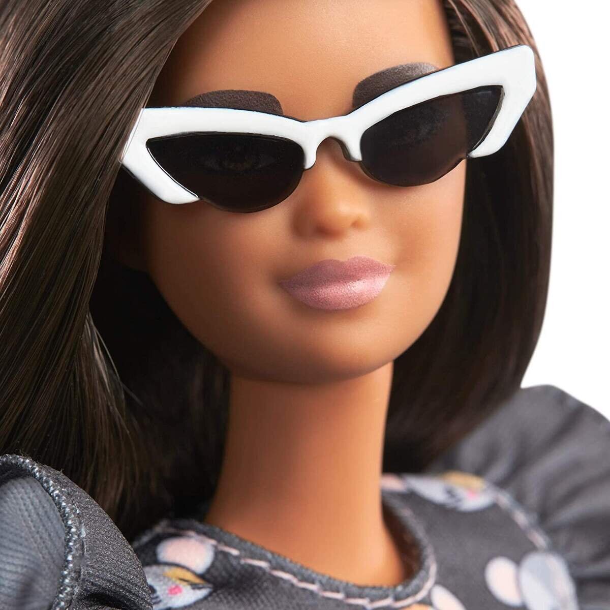 Barbie Fashionistas Puppe im grauen Kleid mit Mausaufdruck