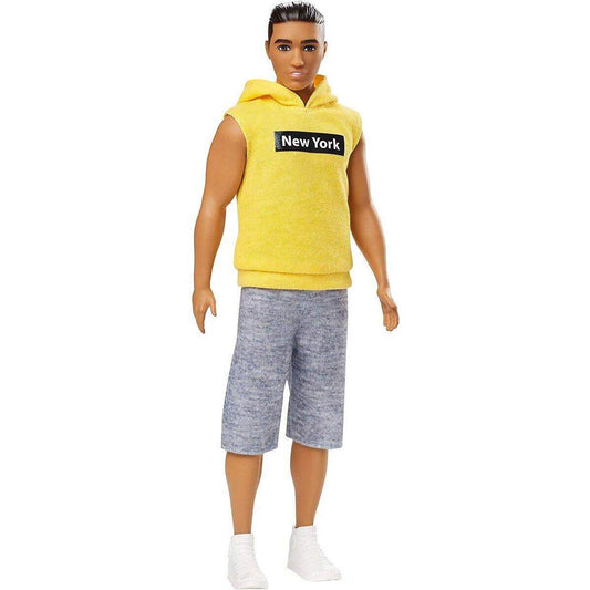 Barbie Ken Fashionistas Puppe im ärmellosen gelben Hoodie
