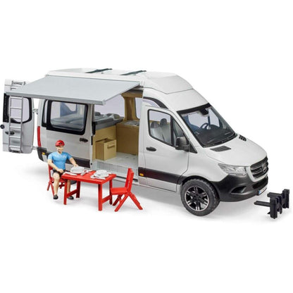 BRUDER® MB Sprinter Camper mit Fahrer BRUDER® Profi-Serie