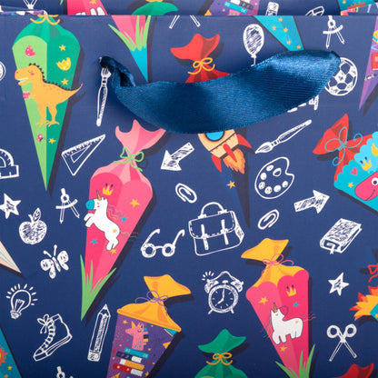 idena-geschenktasche-schultuete-blau-BA5A628E3.jpg