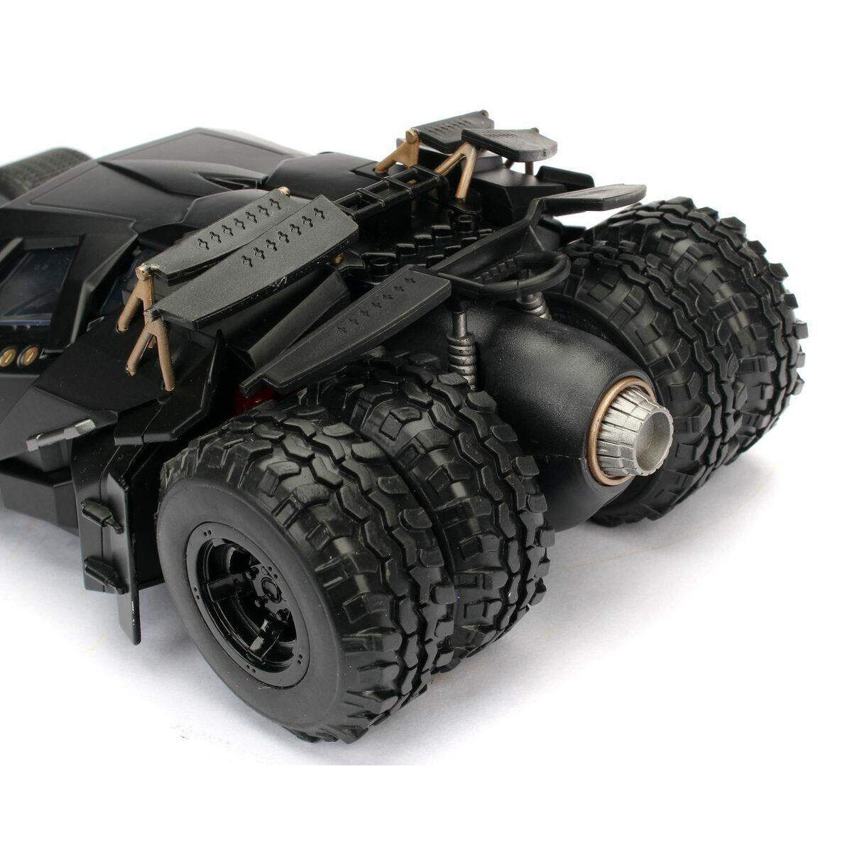 Jada Batman The Dark Knight Batmobile & Batman 1:24