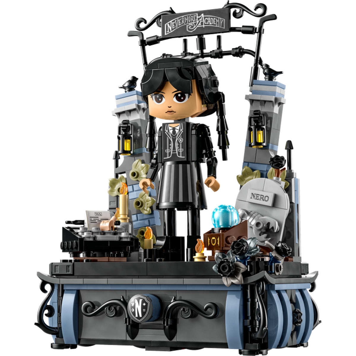 lego-wednesday-76780-wednesday-addams-98F995C33.jpg