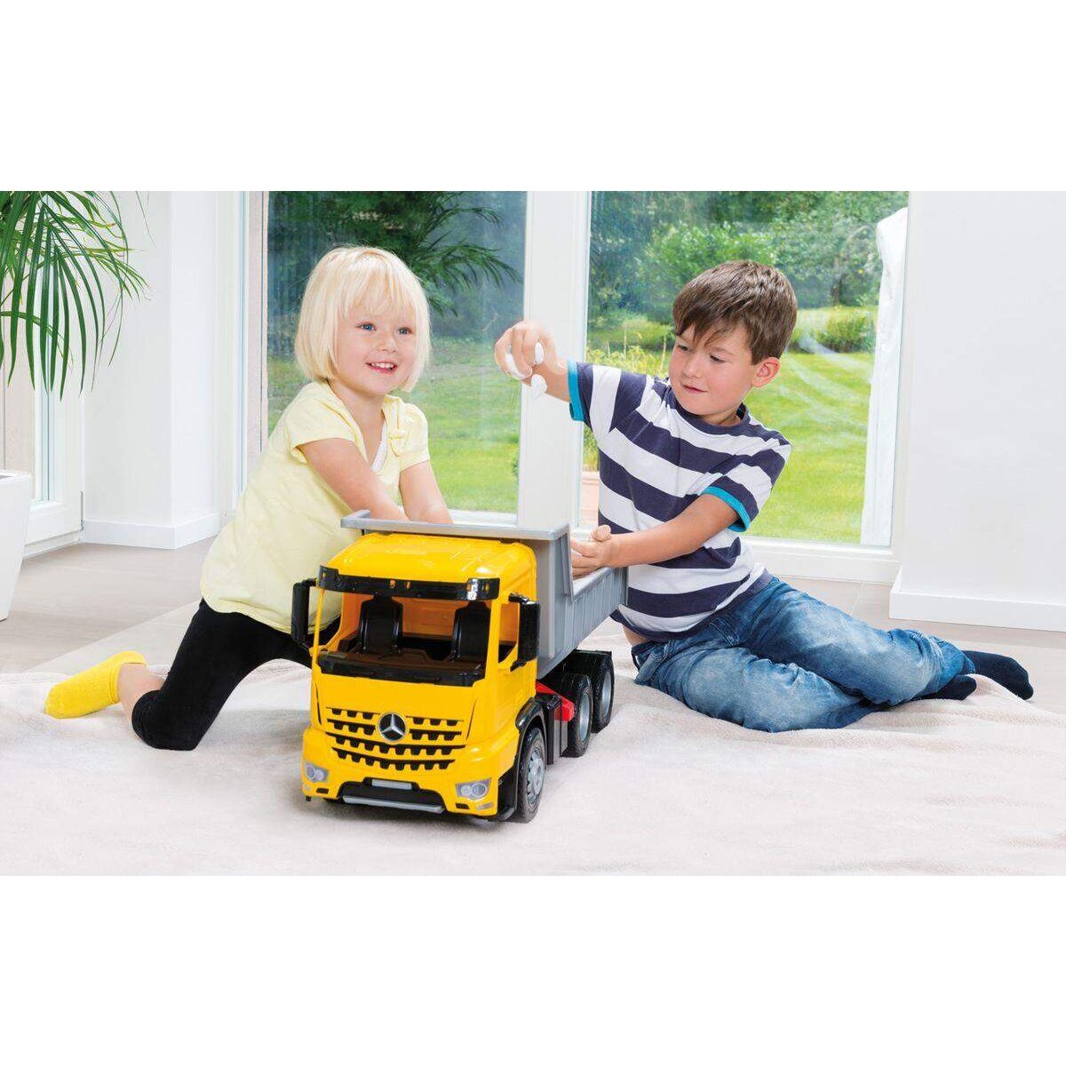 LENA® GIGA TRUCKS Muldenkipper Arocs