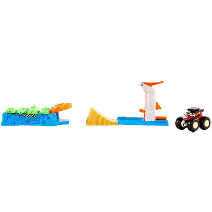 Mattel Hot Wheels Monster Truck Crash-Rampe inkl. 1 Spielzeugauto, Spielset