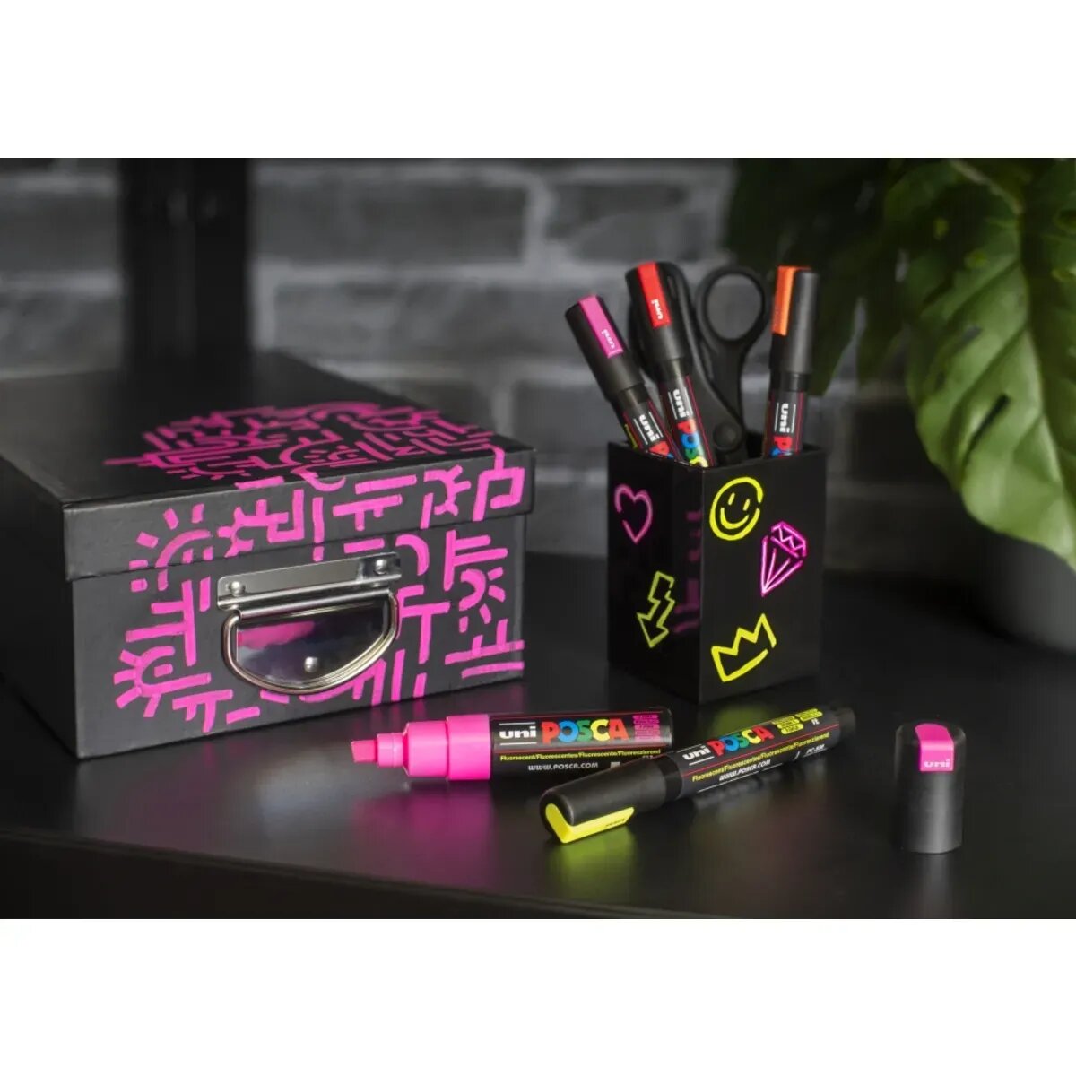 Posca Marker UNI POSCA PC-5M neon-rosa