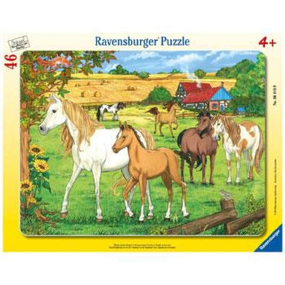 Ravensburger Rahmenpuzzle Pferde auf der Koppel, 46 Teile