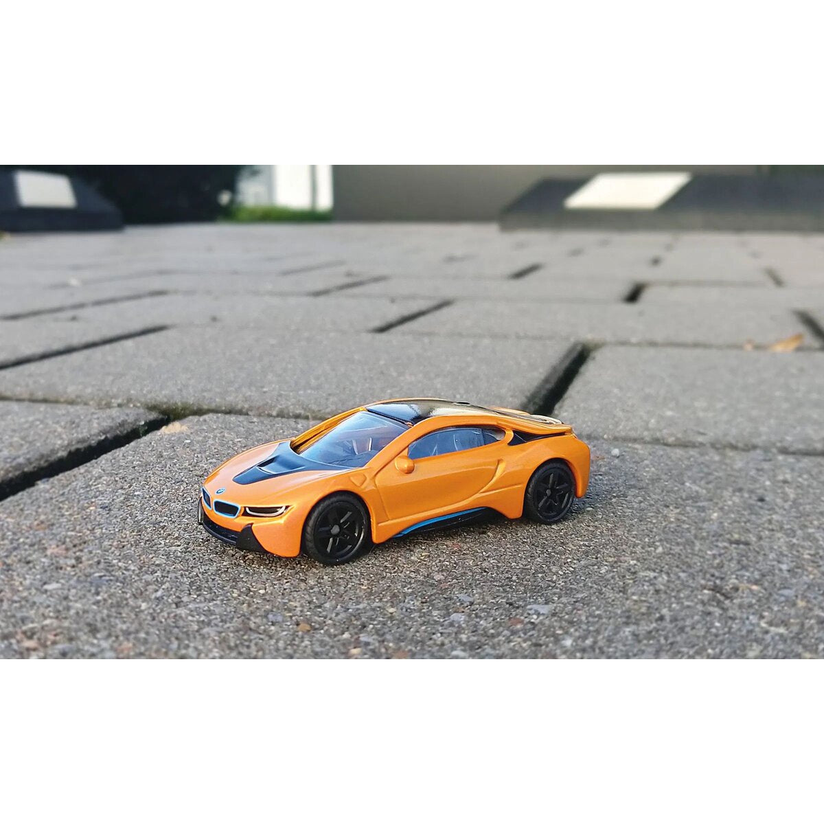 siku-bmw-i8-BD322D646.jpg