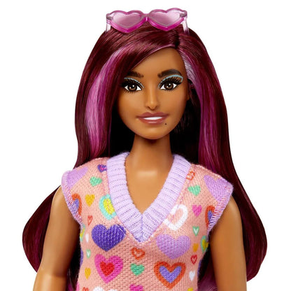 Barbie Fashionistas Puppe mit pinkfarbenen Strähnen und Kleid mit Herzaufdruck